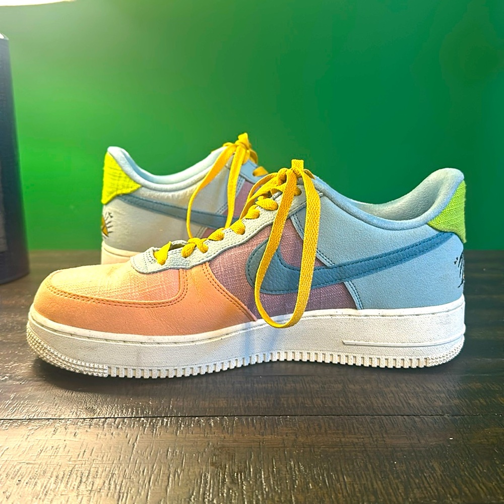 Nike Sunshine Club Size 9.5 Men’s